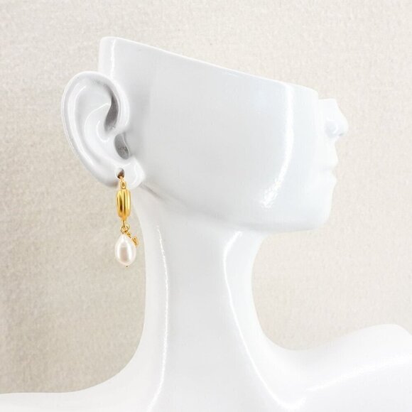 Tory Burch Women's Kira Charm Mismatched Drop Earrings in Rolled Brass Gold OS - Picture 7 of 12